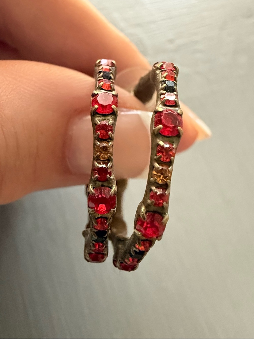 Sorrelli Red Crystal Brass Tone Hoop Earrings - Picture 11 of 12